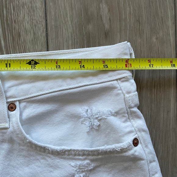 Denim Forum | White The Ex Boyfriend Short - Picture 7 of 9